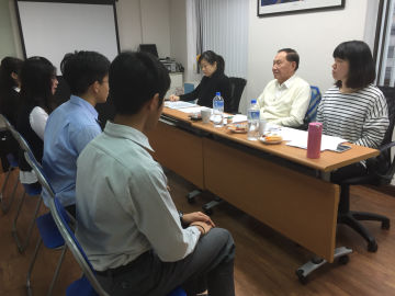 擬真實境演練、口試模擬